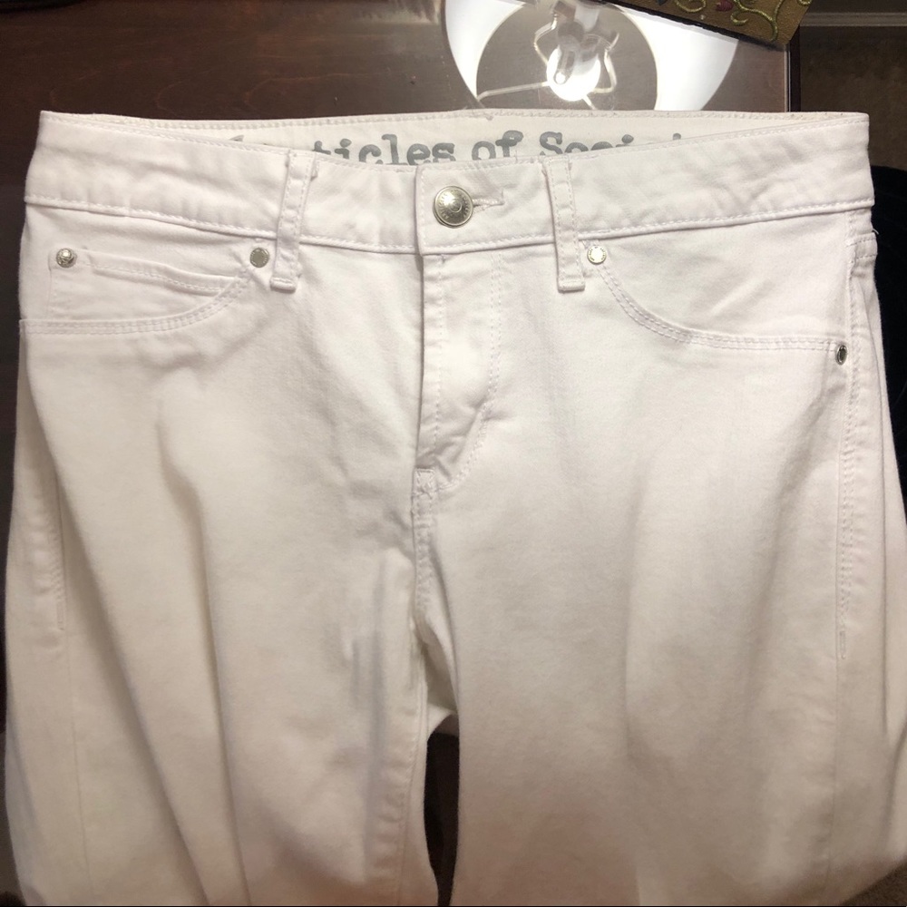 Articles of Society white skinny jeans!